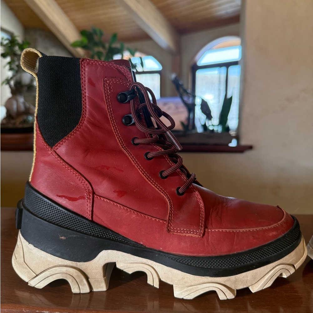 Red Sorel platform boots